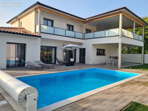 Maison d'architecte à Longages