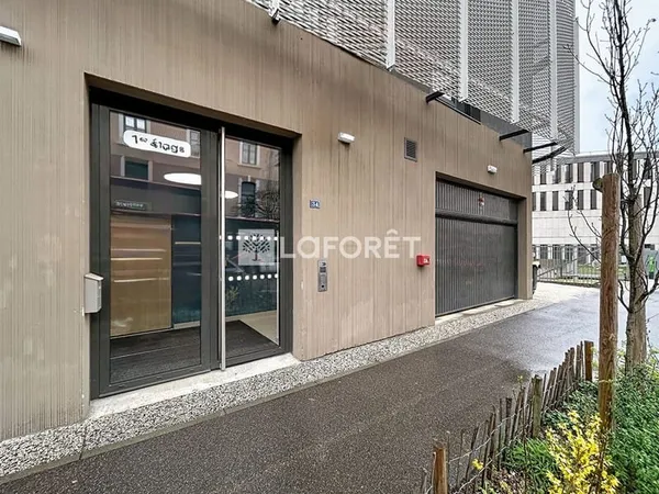 À LOUER BUREAUX DE STANDING EN HYPER CENTRE-VILLE - LA MADELEINE - 112.73 m²