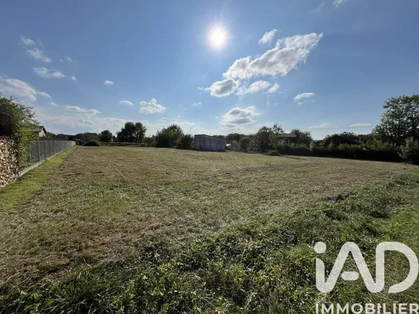 Terrain 2241 m²