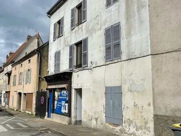 Immeuble 12 pièces 300 m²