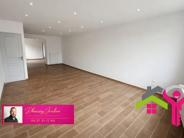 MAISON SEMI-INDIVIDUELLE SEMI PLAIN-PIED - 100 m² - JARDIN