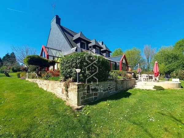 Maison 7 pièces 115 m²