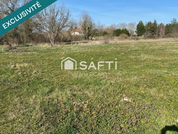 Un terrain alliant calme, nature et vie de village de 2098m2 situé à Septfonds (82240)