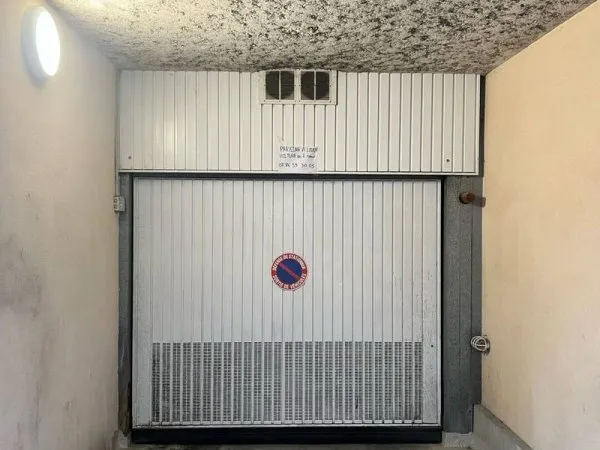 Parking 10 m²