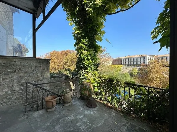 Appartement 4 pièces 169 m²