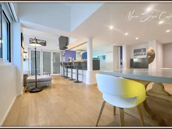Appartement à vendre 4 pièces Biarritz (64) de 104,11 m² à la grande plage