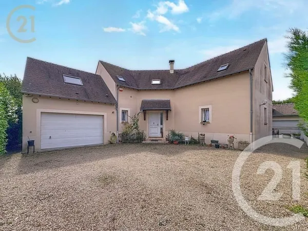 Maison 9 pièces 144 m²
