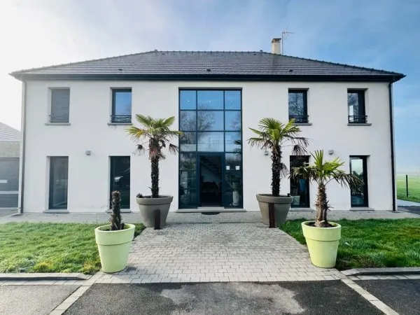 Maison 7 pièces 255 m²