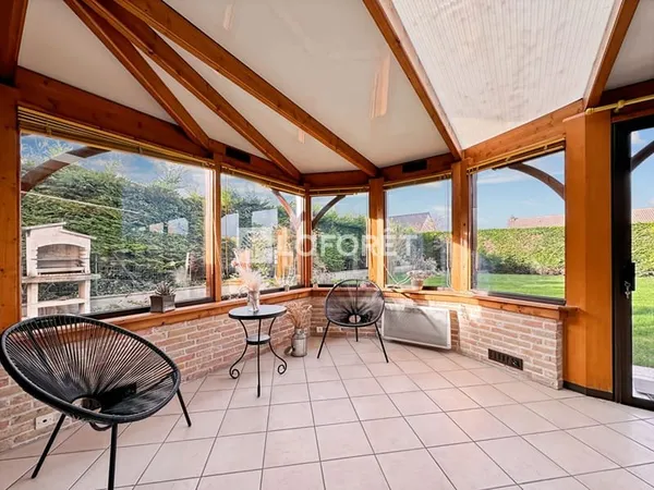 Maison individuelle 4 chambres avec véranda, garage et jardin - Oye Plage