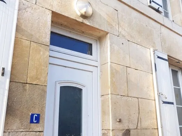 Appartement 60 m² à vendre 3 pièces BURIE (17)