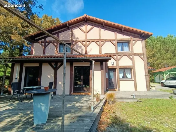 Maison individuelle en lisière de foret