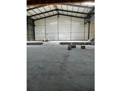 A LOUER , Lamentin, depot de 1300m2