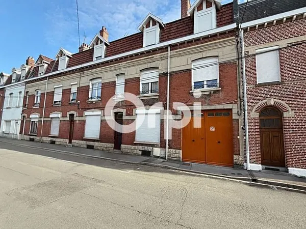 Immeuble de rapport 2 pièces 270 m²