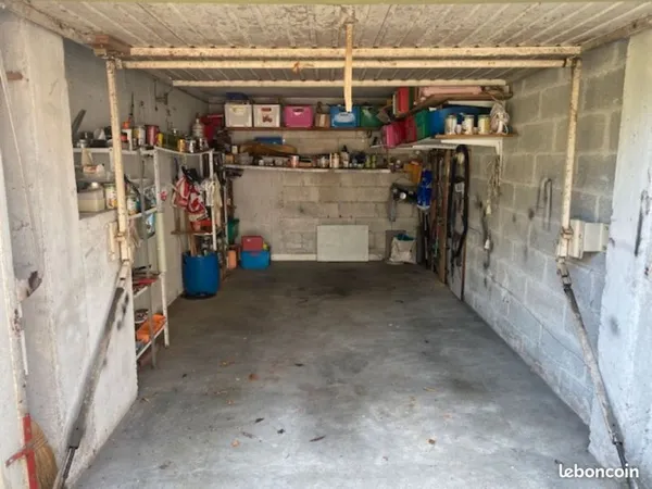 Parking/box 13 m² BILLERE