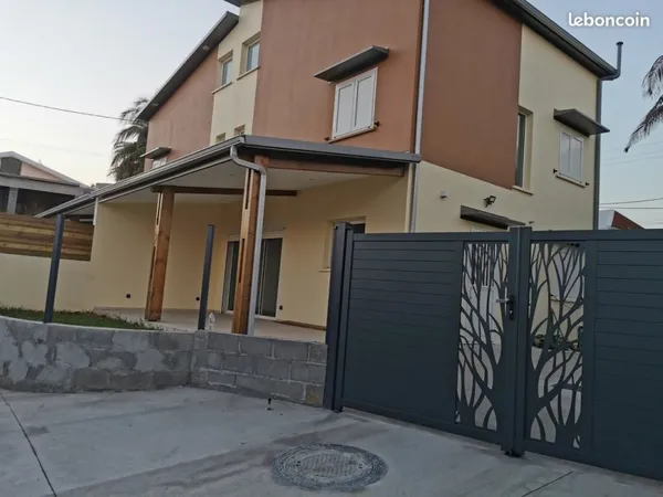Location F4 meublé avec 2petits jardins