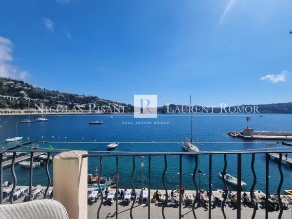 VILLEFRANCHE SUR MER - Charmant duplex en front de mer - Vieille Ville