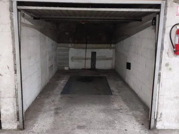 Parking 12 m²