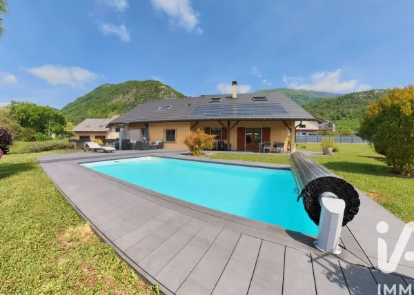 Maison 5 pièces 130 m²