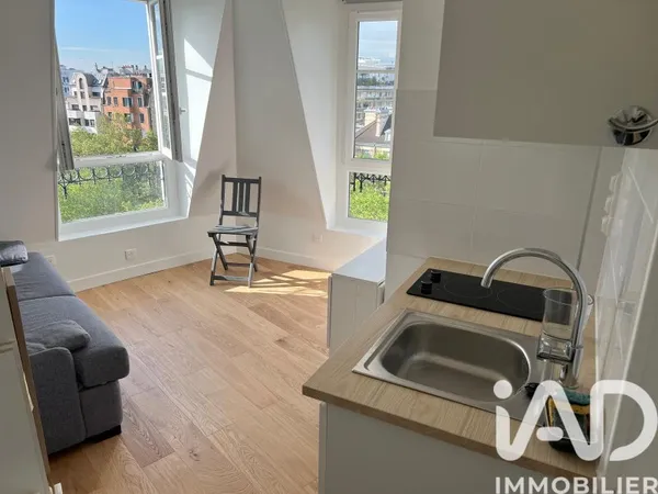 Studio 1 pièce 11 m²