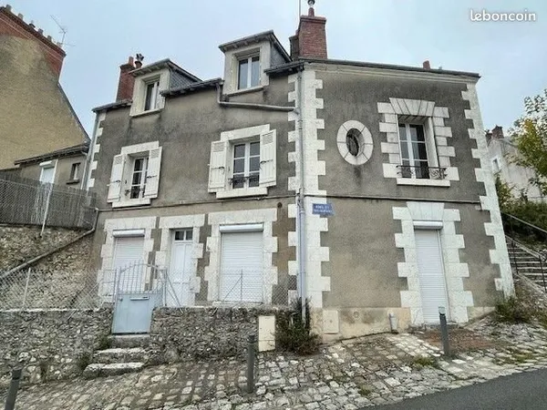 Maison 7 pièces 147 m²