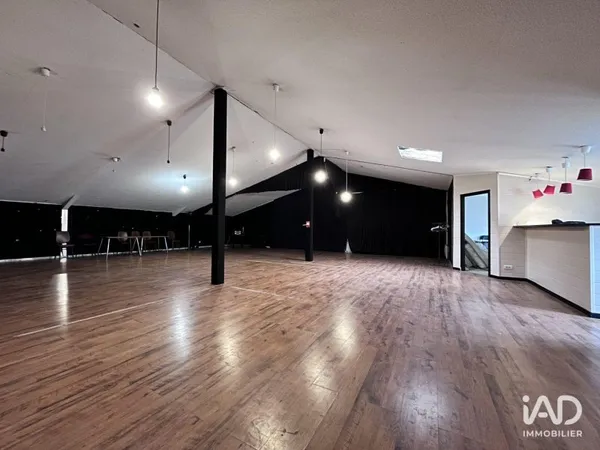 Local commercial 175 m²