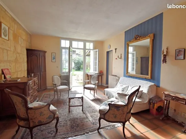 Maison Pierre, 3ch, studio, Bureau, garage et cave