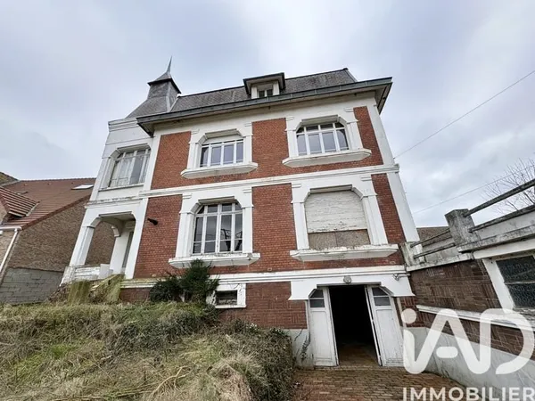 Maison 10 pièces 300 m²