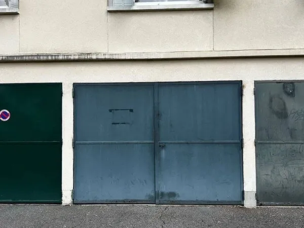 Parking 14 m²