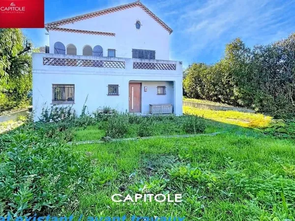 Antibes - Villa de 5 Pièces - proche centre ville