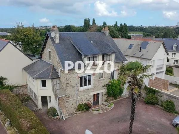 A VENDRE - YQUELON (50400) - Maison de 7 pièces - calme, proche des commodités.