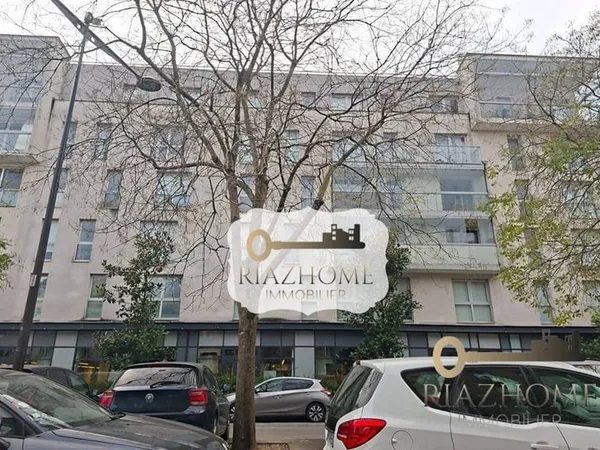 Parking 12 m²