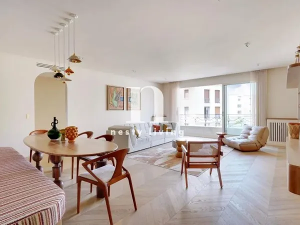 Vends T4 - 123m² - Paris 16ème