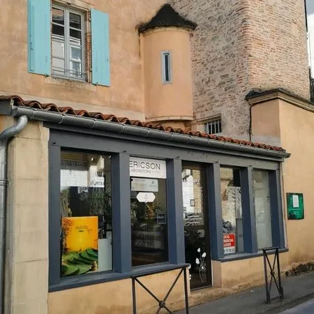 Local commercial centre ville