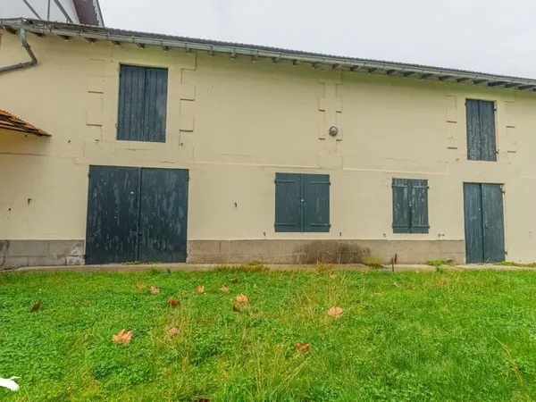 Maison en pierre de 5 pièces principales