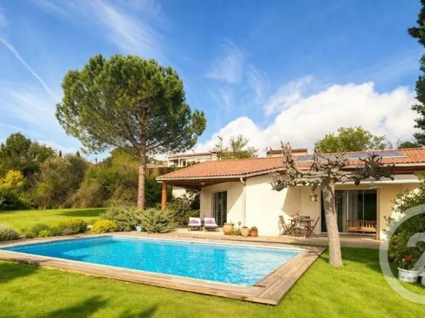 Maison 4 pièces 160 m²