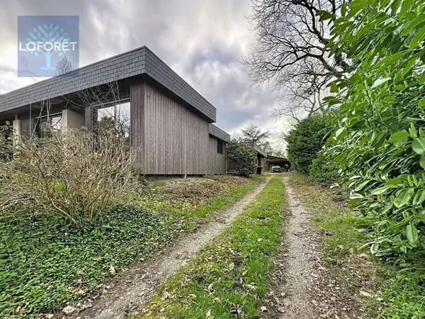 Maison 9 pièces 172 m²