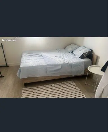 Belle chambre disponible en colocation