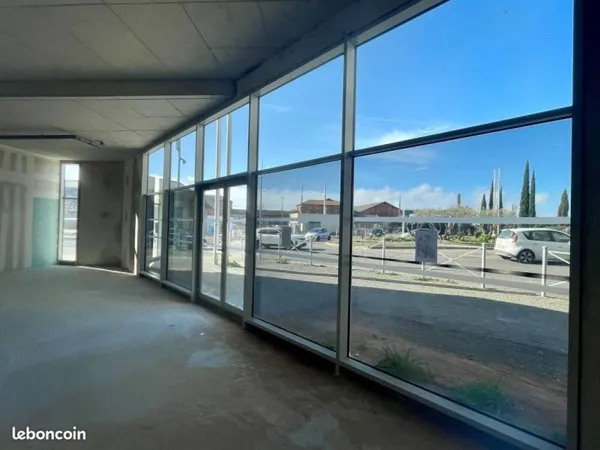 Bureaux 924 m²
