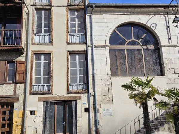 Immeuble 4 pièces 146 m²