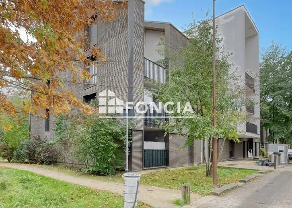T2 Appartement récent avec balcon - Résidence “Les Docks de Ris”, Ris-Orangis