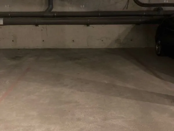 Parking sous-terrain sécurisé - Résidence privée