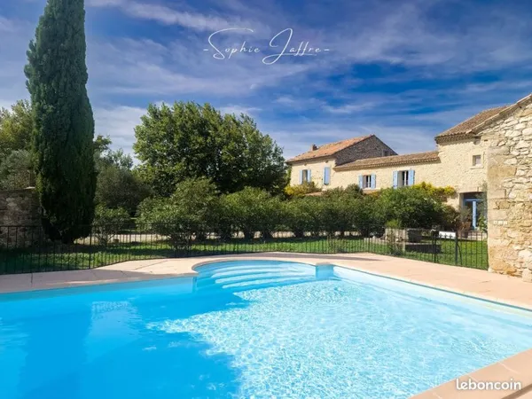 Ferme 8 pièces 273 m²
