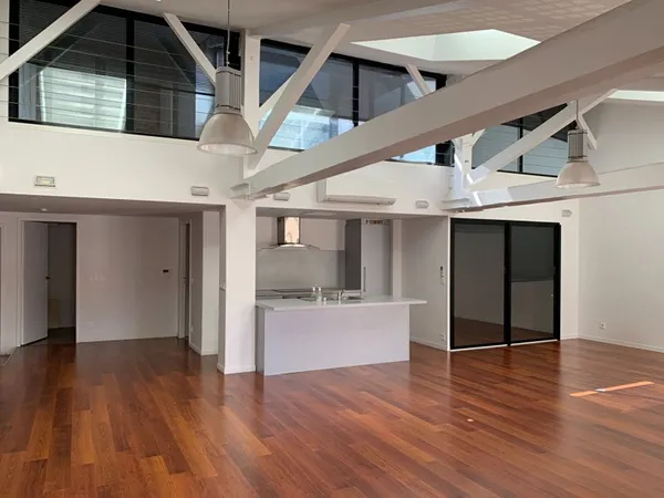 Immeuble 350 m²