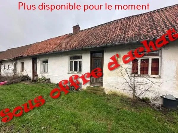 Maison à réhabiliter entièrement avec 4490 m² de terrain - projet de reconstruction