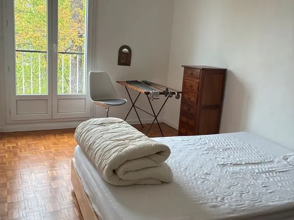 Location chambre dans bel appartement
