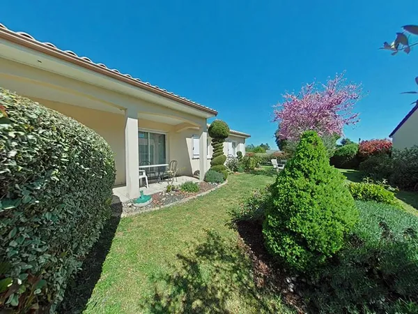 Maison Poitiers 4 pièce(s) 114.33 m2