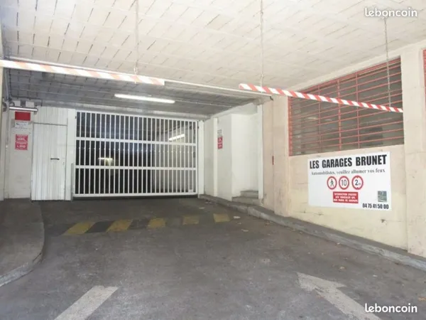 Garage rue pont du gat