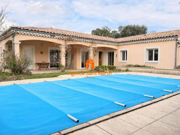 Maison de plain-pied 6 pièces 169 m²