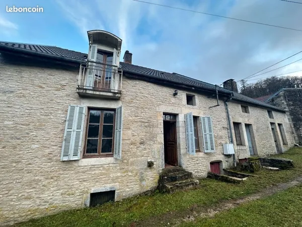 Ensemble immobilier 2 maisons + grange - FROLOIS