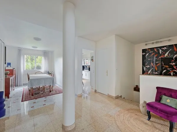 Appartement 6 pièces 145 m²